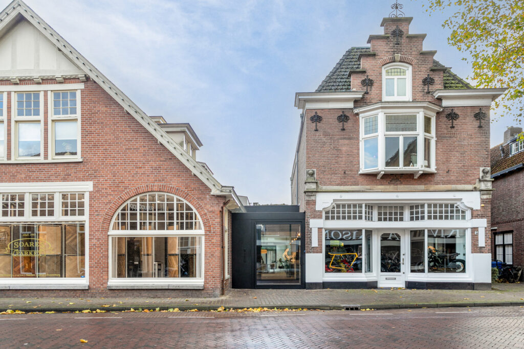 Burgemeester van Nispen van Sevenaerstraat 5a